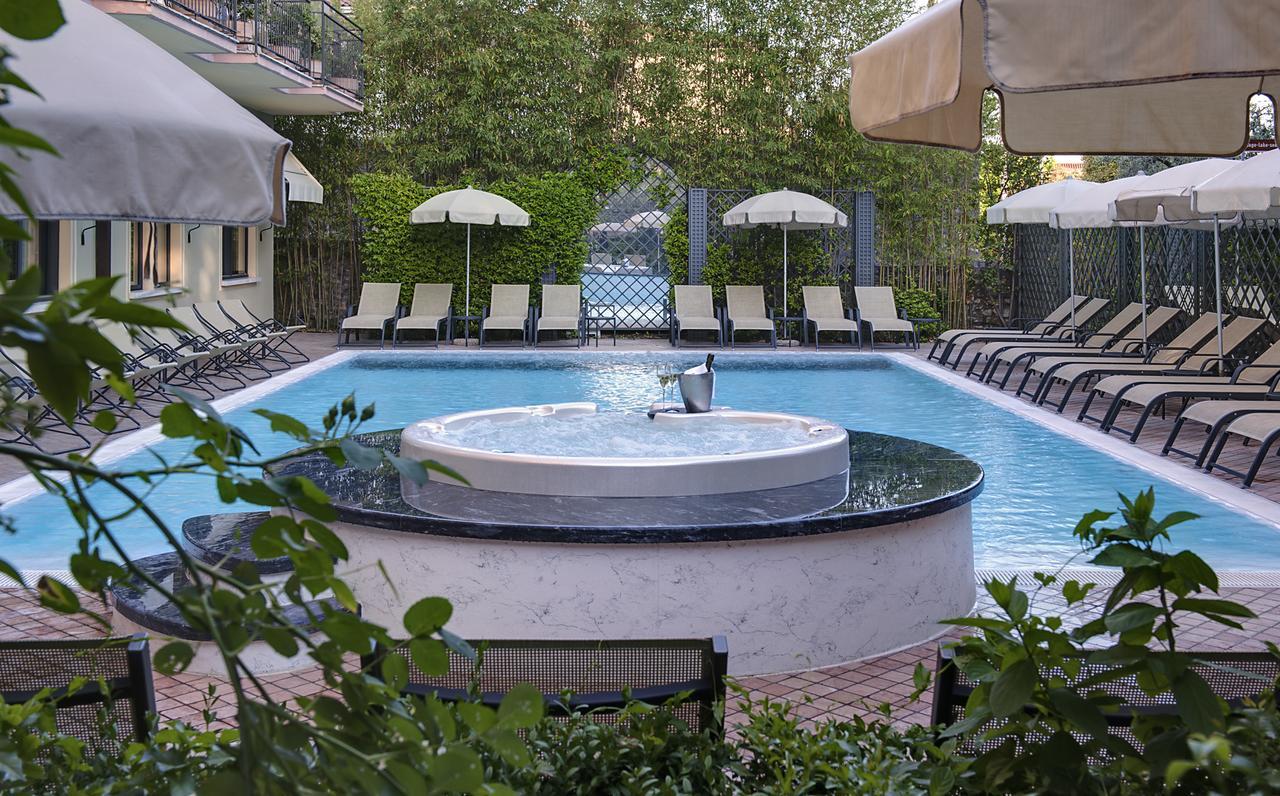 Palace Hotel San Pietro バルドリーノ エクステリア 写真